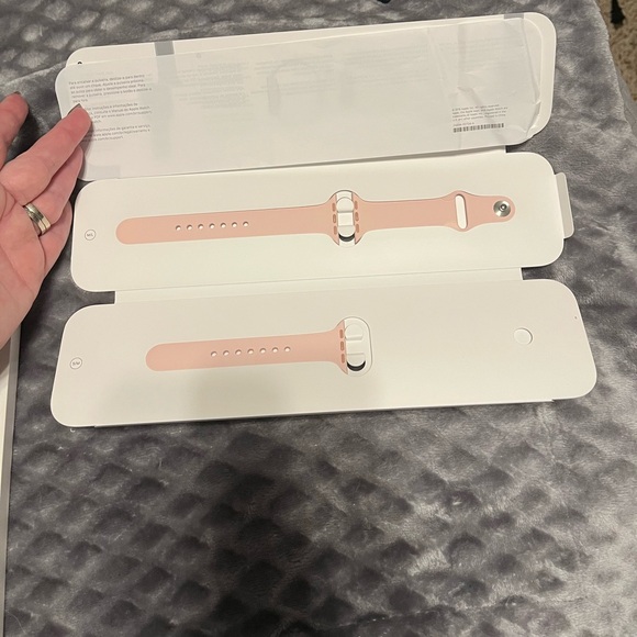 Apple Watch Band 38/40mm - Picture 1 of 6